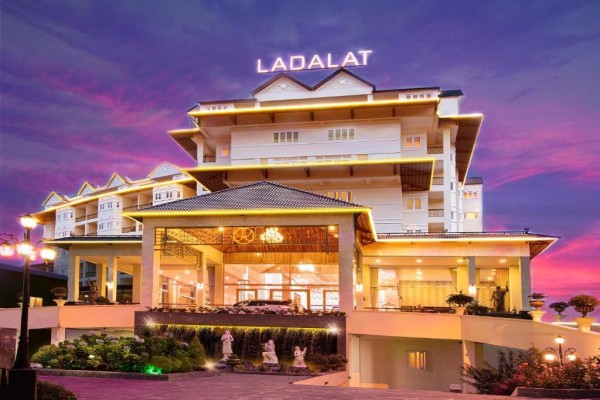 LADALAT Hotel