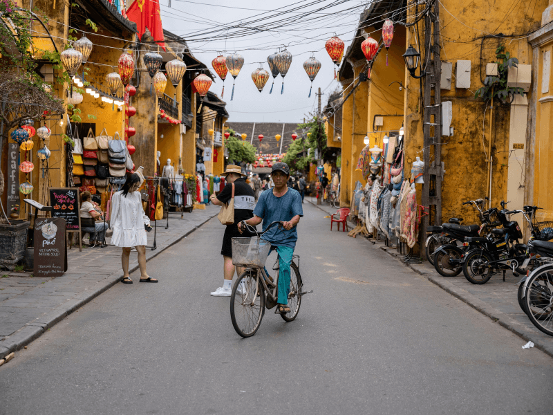 Lịch Trình Tour 1 Ngày Mẫu (Khám Phá Củ Chi)