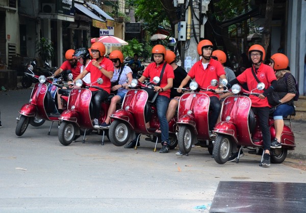 Tour Xe Máy Khám Phá TPHCM 1 Ngày