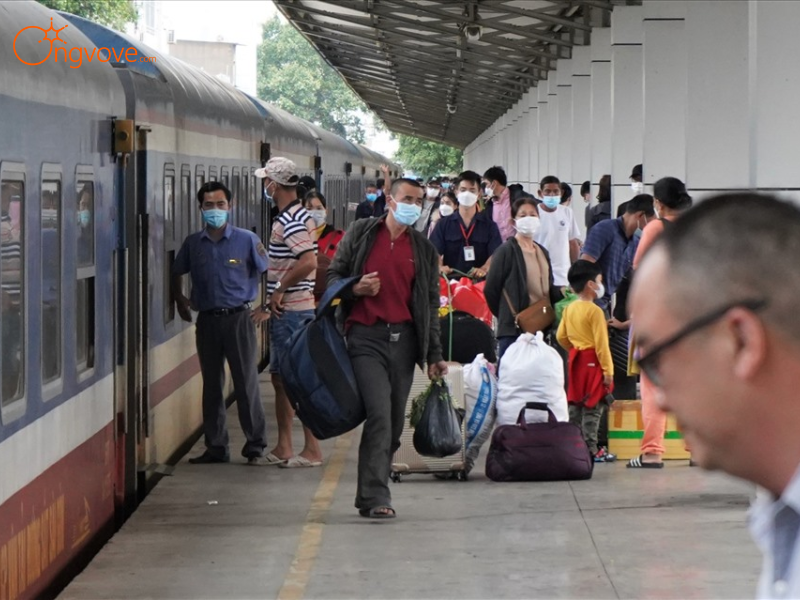 Dịch Vụ Thuê Hướng Dẫn Viên Nhà Ga Sài Gòn (Kiến Trúc Cũ) 
