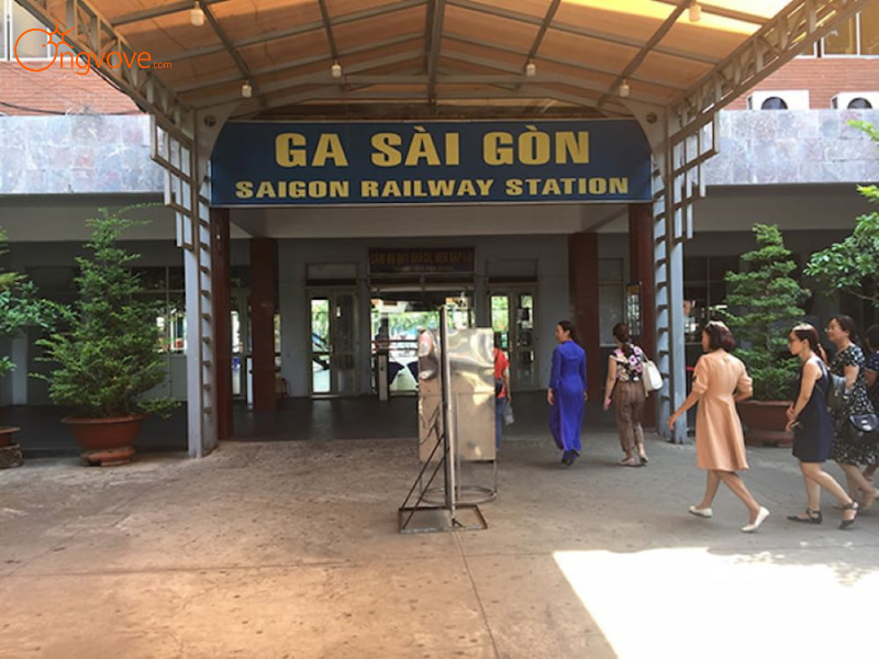 Giới Thiệu Về Nhà Ga Xe Lửa Sài Gòn (Kiến Trúc Cũ) TPHCM: Nơi Thời Gian Ngưng Đọng