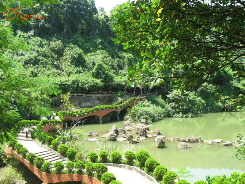 cổng Vườn Quốc gia Ba Vì