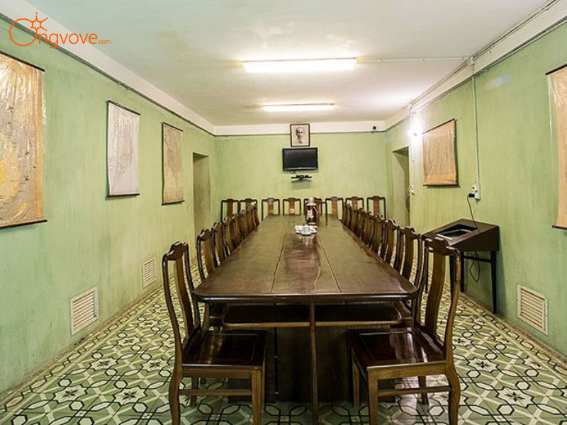 Hầm chỉ huy D67
