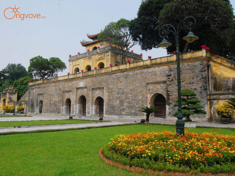 Tour Khám Phá Lịch Sử & Văn Hóa