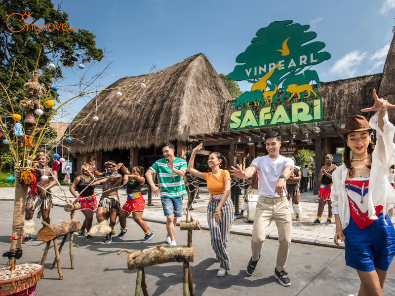 Buổi Sáng: Khám phá Vinpearl Safari