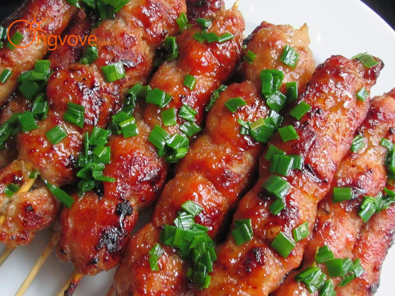 Nem Nướng Cái Răng - Đặc Sản Nức Tiếng Gần Xa