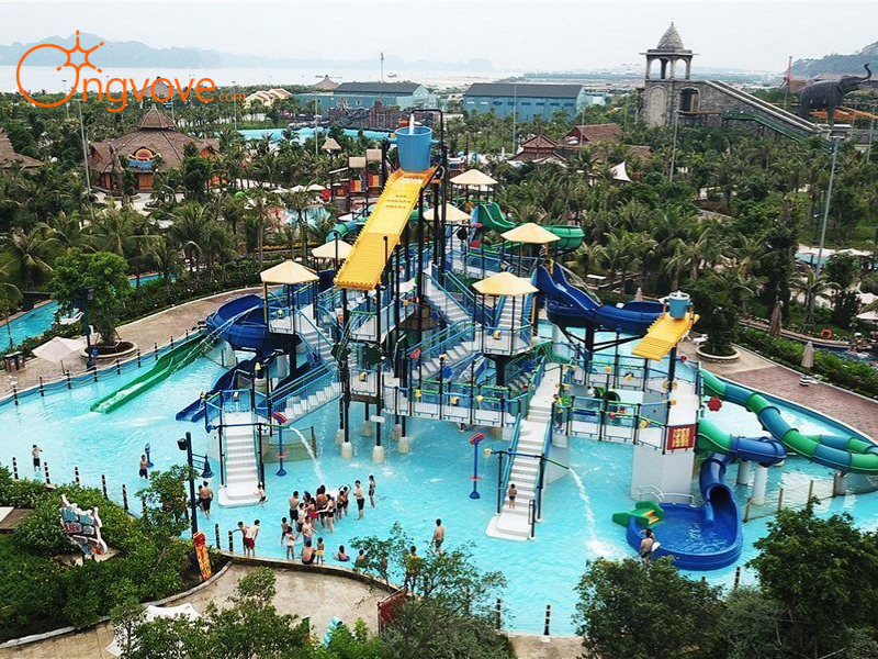 Các Khu Vực Chính và Loại Vé Tương Ứng