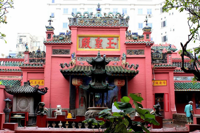 Chùa Ngọc Hoàng (chùa Phước Hải) nổi tiếng về điều gì?