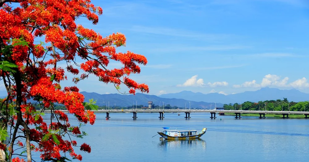 Sông Hương Huế