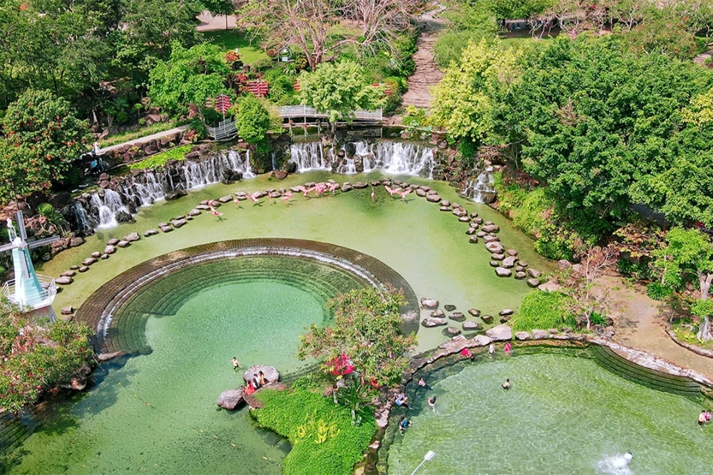 Khu Du Lịch Suối Mơ