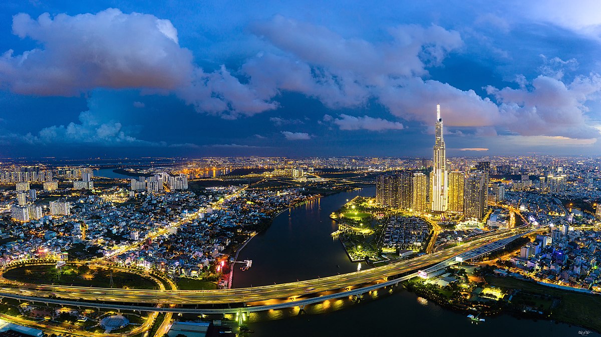 Saigon Skydeck ở Bitexco Financial Tower có phải là nơi cao nhất để ngắm toàn cảnh thành phố không?