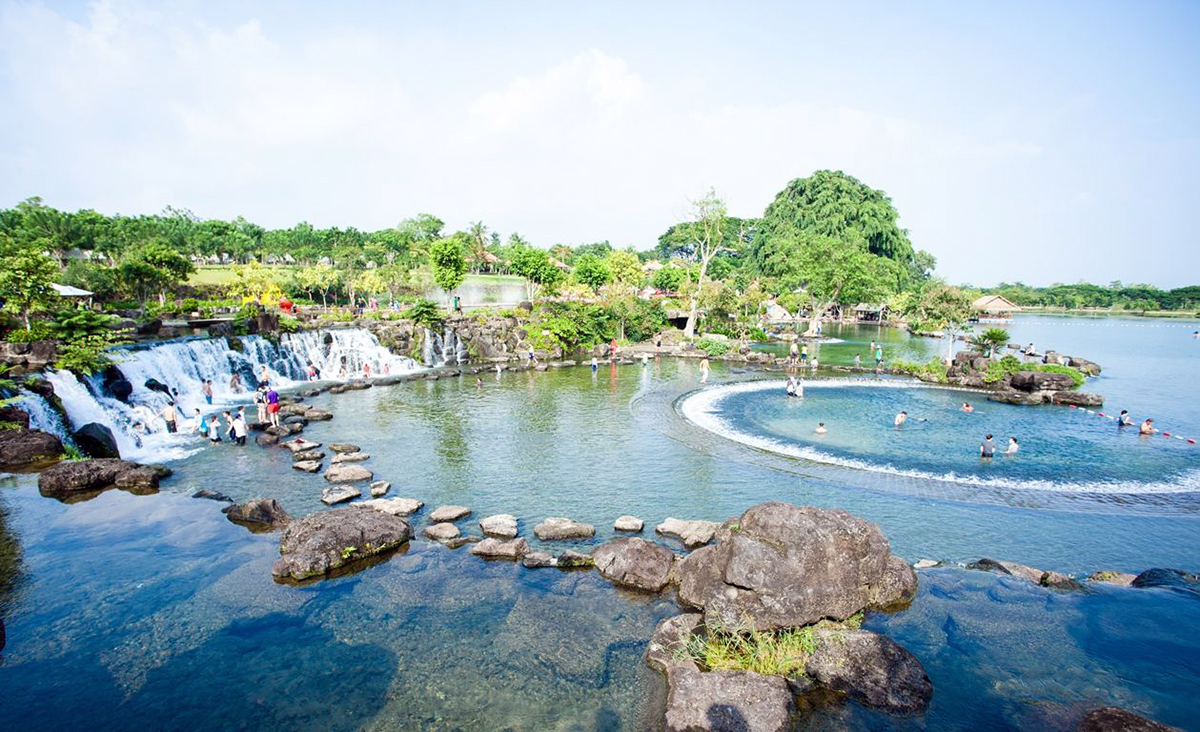 Du lịch tại Suối Mơ - Đồng Nai