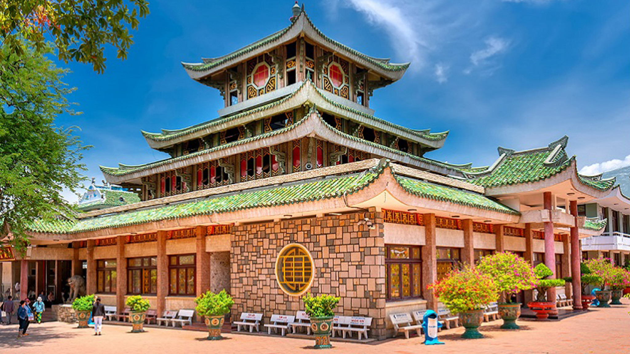 Miếu Bà Chúa Xứ Núi Sam - Châu Đốc
