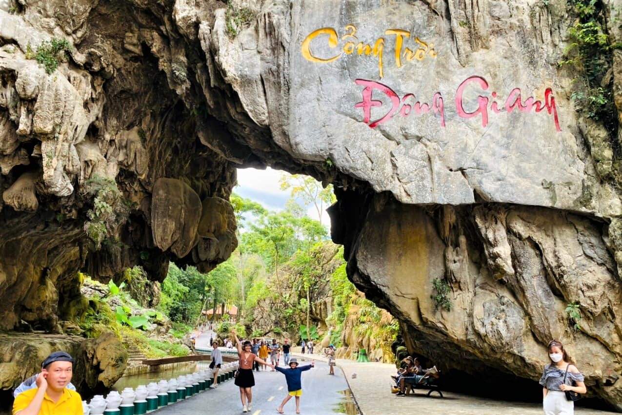 Khu Du Lịch Cổng Trời Đông Giang