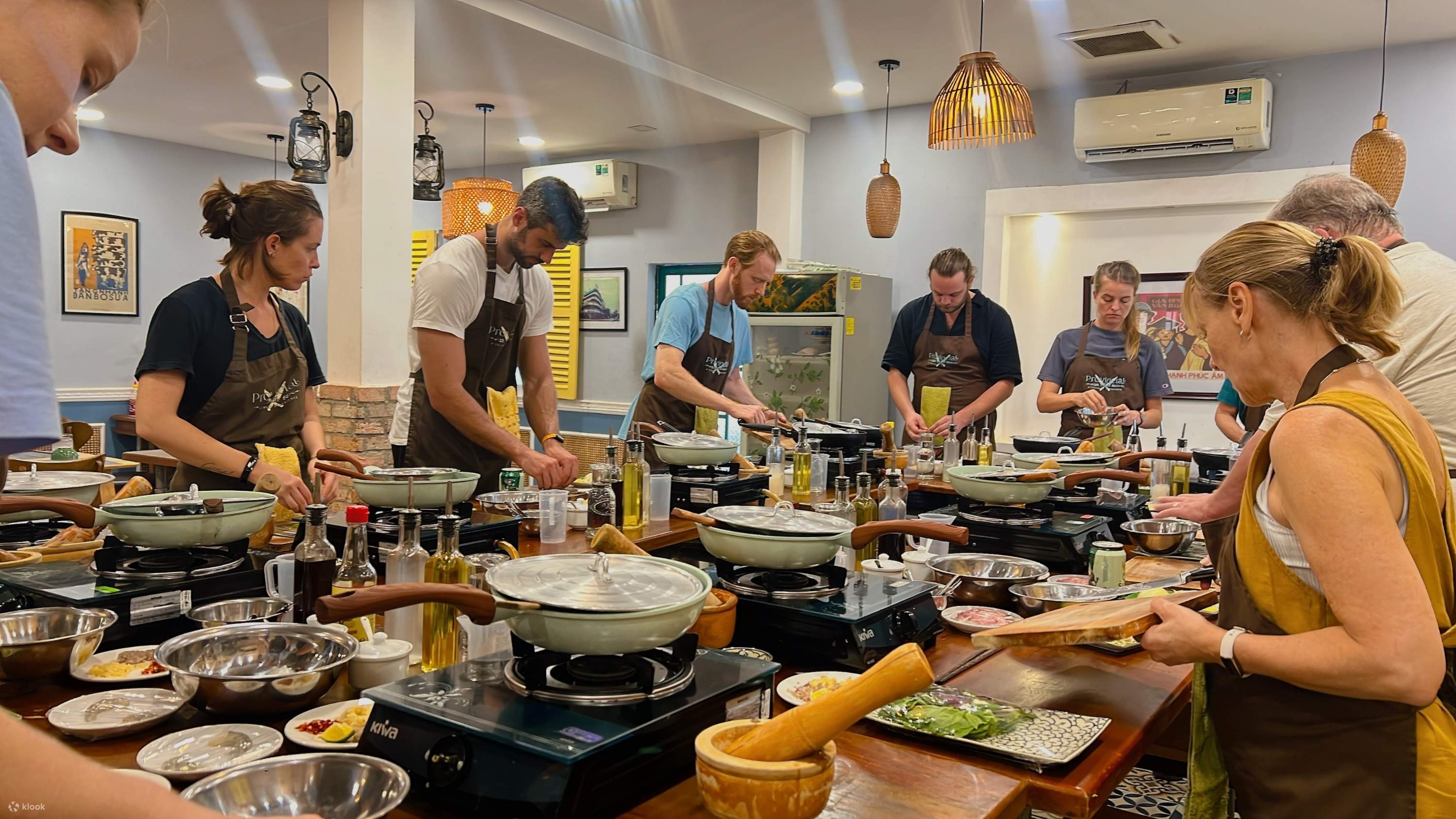 Có lớp học nấu ăn (cooking class) nào dành cho du khách ở Thành phố Hồ Chí Minh không?