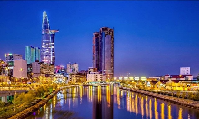 Với 24 giờ ở Sài Gòn, đâu là những nơi "phải đến" và những món "phải thử"?