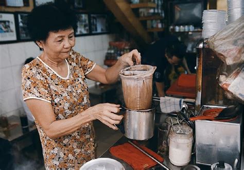 Gợi ý một vài quán cà phê vợt truyền thống của người Sài Gòn?