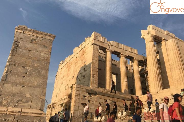 Hướng dẫn du lịch thành cổ Acropolis