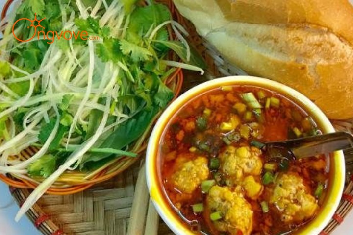 Bánh mì xíu mại BH Đà Lạt