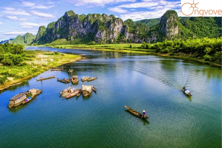 địa điểm hấp dẫn gần Quảng Ninh