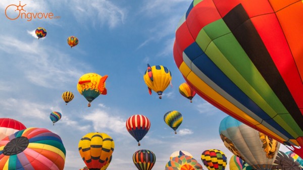 Flyup Vietnam - Tuần Châu 2024 - Festival khinh khí cầu tại Quảng Ninh