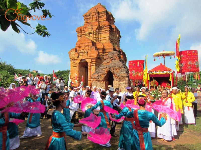 Những lưu ý khi tham gia Lễ hội Tháp Bà Ponagar Nha Trang
