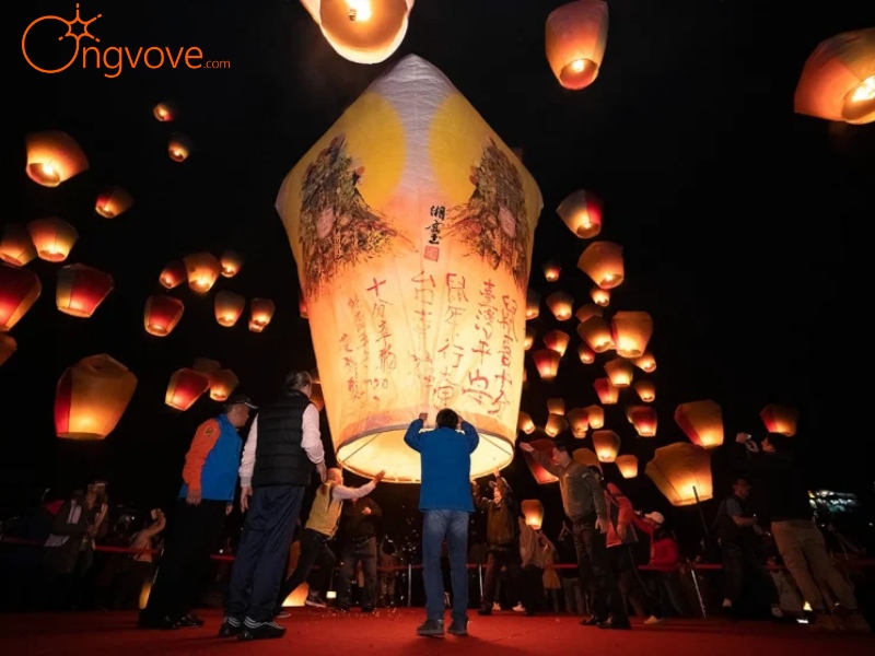 Các nghi thức của lễ hội đèn trời Bình Khê tại Đài Loan