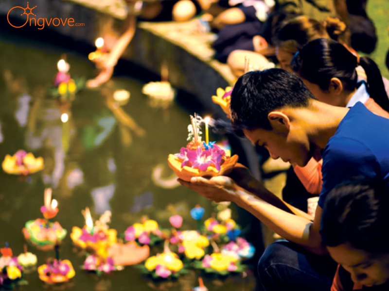 Lịch sử Lễ hội hoa đăng Loy Krathong Thái Lan