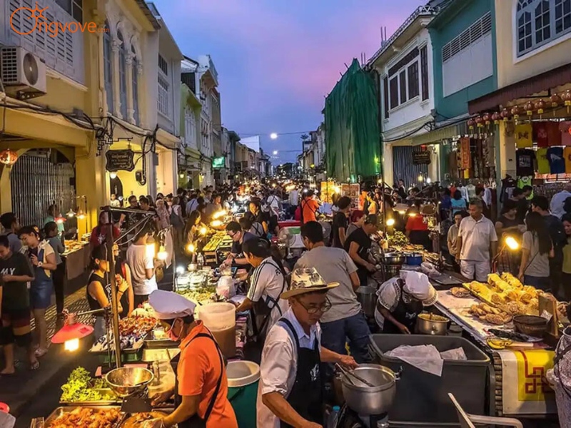 Chợ đêm Phuket Town