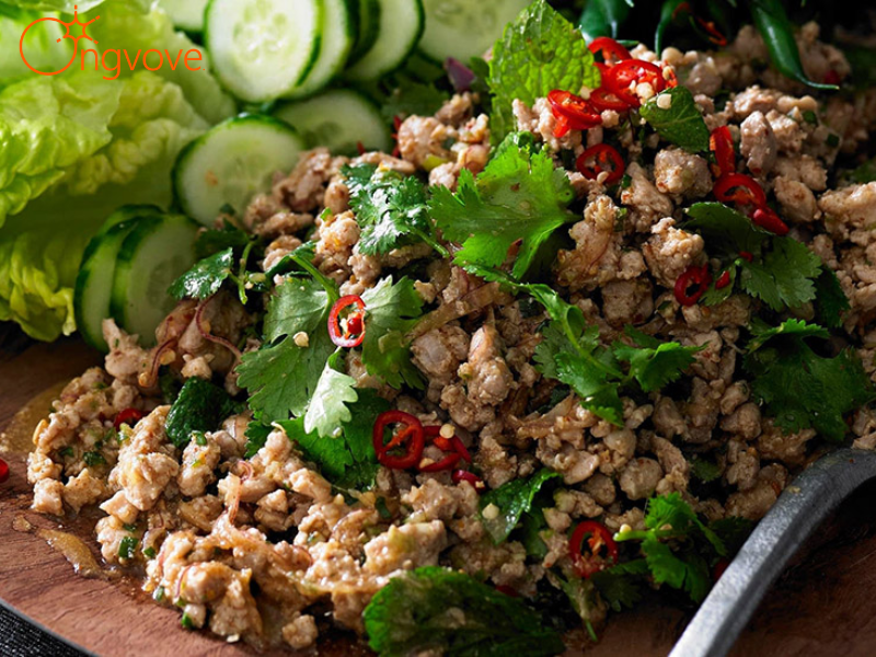 Giới thiệu món Laab - Salad Thịt Băm Kiểu Thái