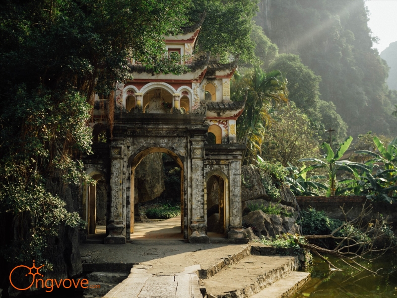Giới Thiệu Chung Về Chùa Bích Động