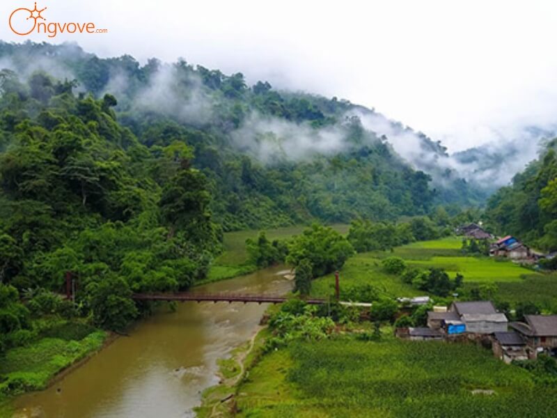 Khám phá Động Puông nào bạn ơi!