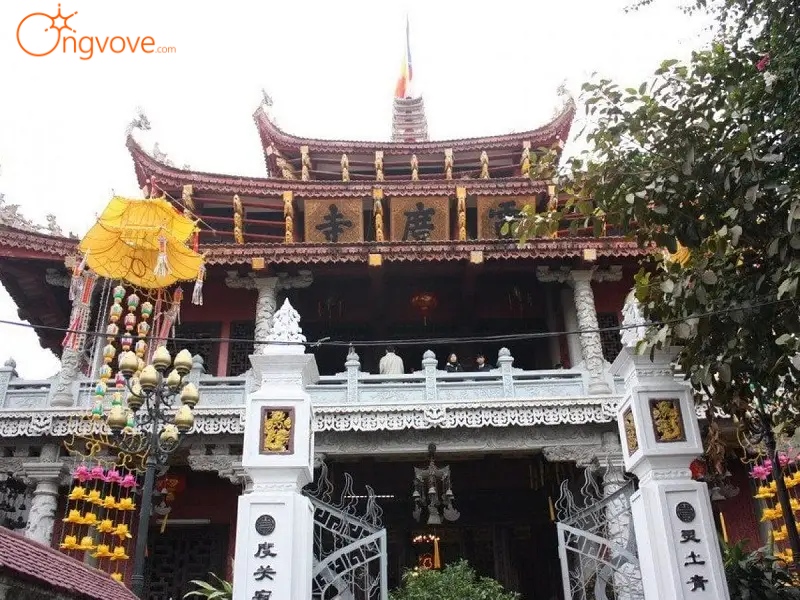 Tổng Quan Về Chùa Đỏ Hải Phòng Tự Túc