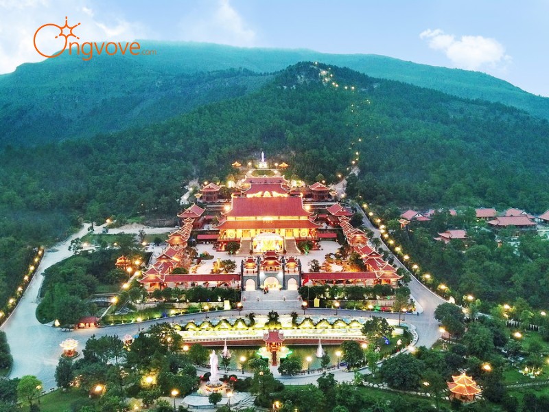 Lịch Sử Chùa Ba Vàng Quảng Ninh - Dấu Ấn Thời Gian và Văn Hóa