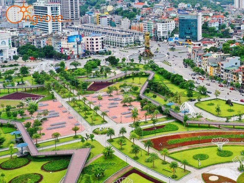 Cách di chuyển đến Công viên hoa Hạ Long