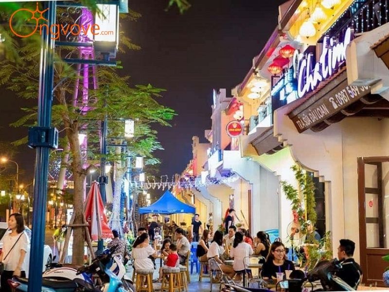 Chơi gì tại Phố cổ Hạ Long?