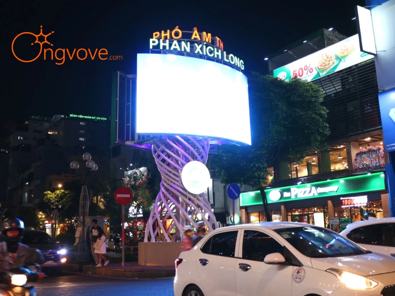 Đôi nét về khu ẩm thực Phan Xích Long Phú Nhuận