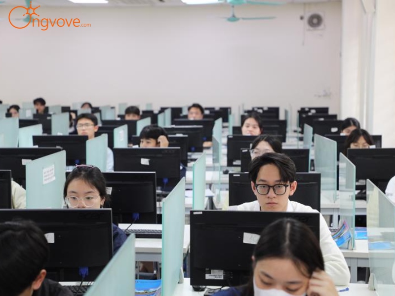Hoạt Động Nghiên Cứu Đại học Quốc gia TP.HCM