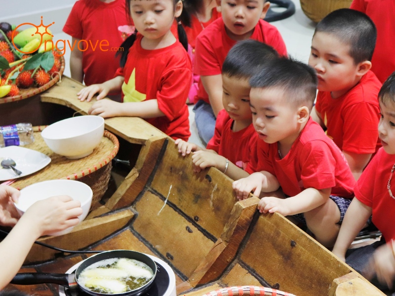 Khu Vực Ăn Uống Tại KizCity