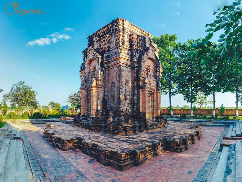 Phương Tiện Di Chuyển Đến Tháp Cổ Chót Mạt Tây Ninh