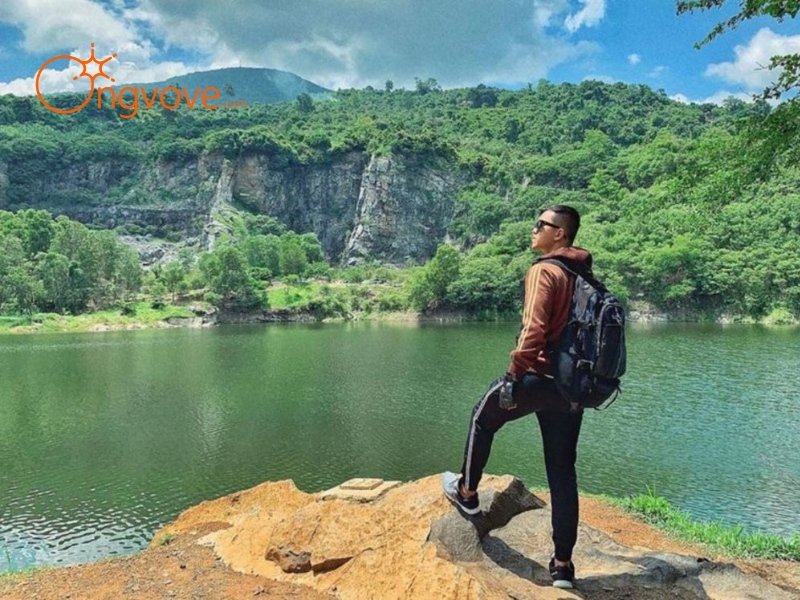 Sử dụng dịch vụ du lịch “Hồ Núi Đá Tây Ninh ” tại nền tảng Ong Vò Vẽ Travel