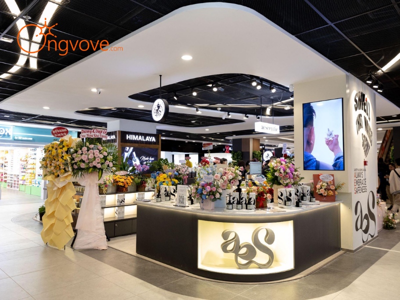 Sử Dụng Dịch Vụ Du Lịch "Vincom Plaza 3/2" Tại Nền Tảng Ong Vò Vẽ Travel​
