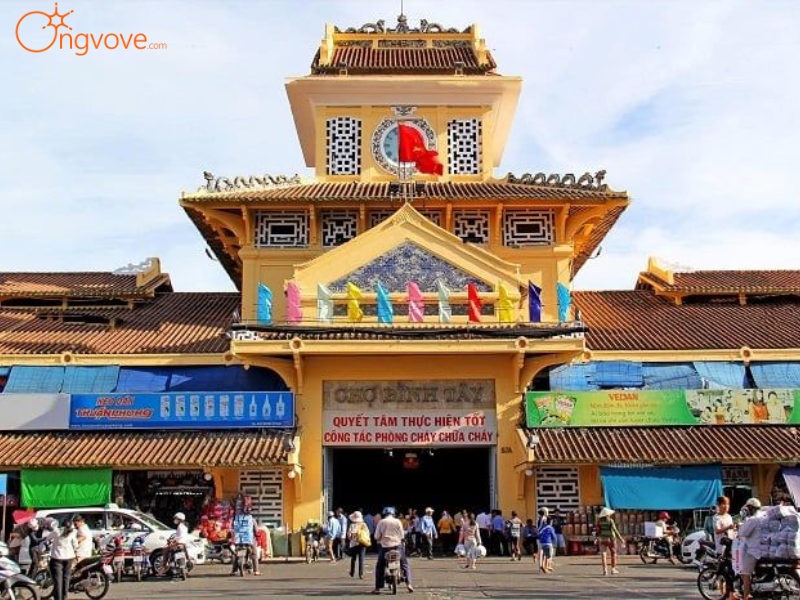 Ăn Gì Tại Chợ Bình Tân?