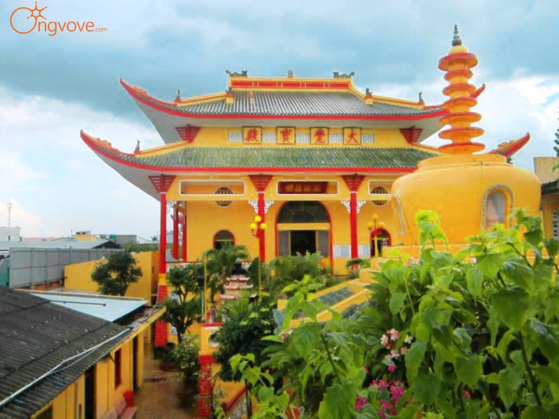 Giới Thiệu Về Chùa Long Hoa quận 8