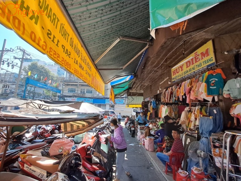 Một Số Lưu Ý Khi Đến Chợ Bình Tân
