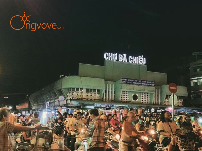 Sử Dụng Dịch Vụ Du Lịch "Chợ Bà Chiểu" Tại Nền Tảng Ong Vò Vẽ Travel