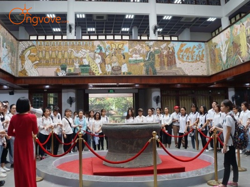 Các Địa Điểm Tham Quan Nổi Tiếng Tại Đền Hùng Phú Thọ: Hành Hương Về Cội Nguồn