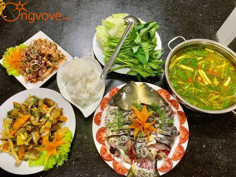 Ẩm Thực Ao Giời Suối Tiên Phú Thọ: Hương Vị Núi Rừng