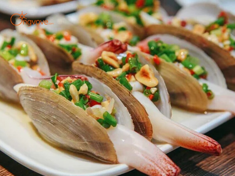 Ẩm Thực Tại Bãi tắm Minh Châu Quảng Ninh