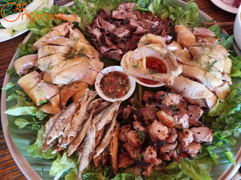 Ẩm Thực Thác Vạn Mơ Phú Thọ 